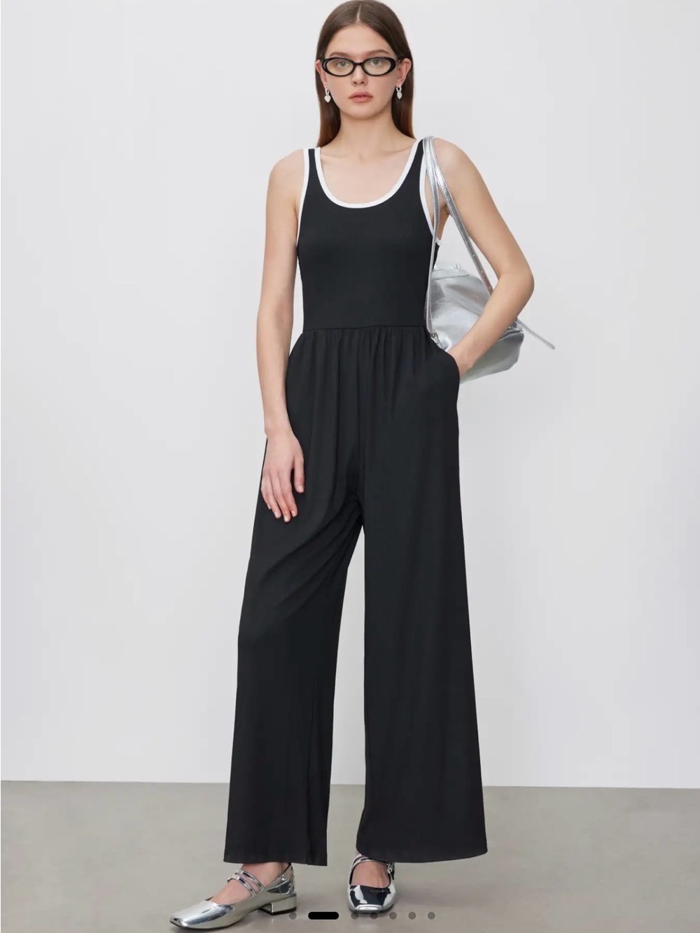 CONTRASTING BINDING POCKET WIDE LEG JUMPSUIT